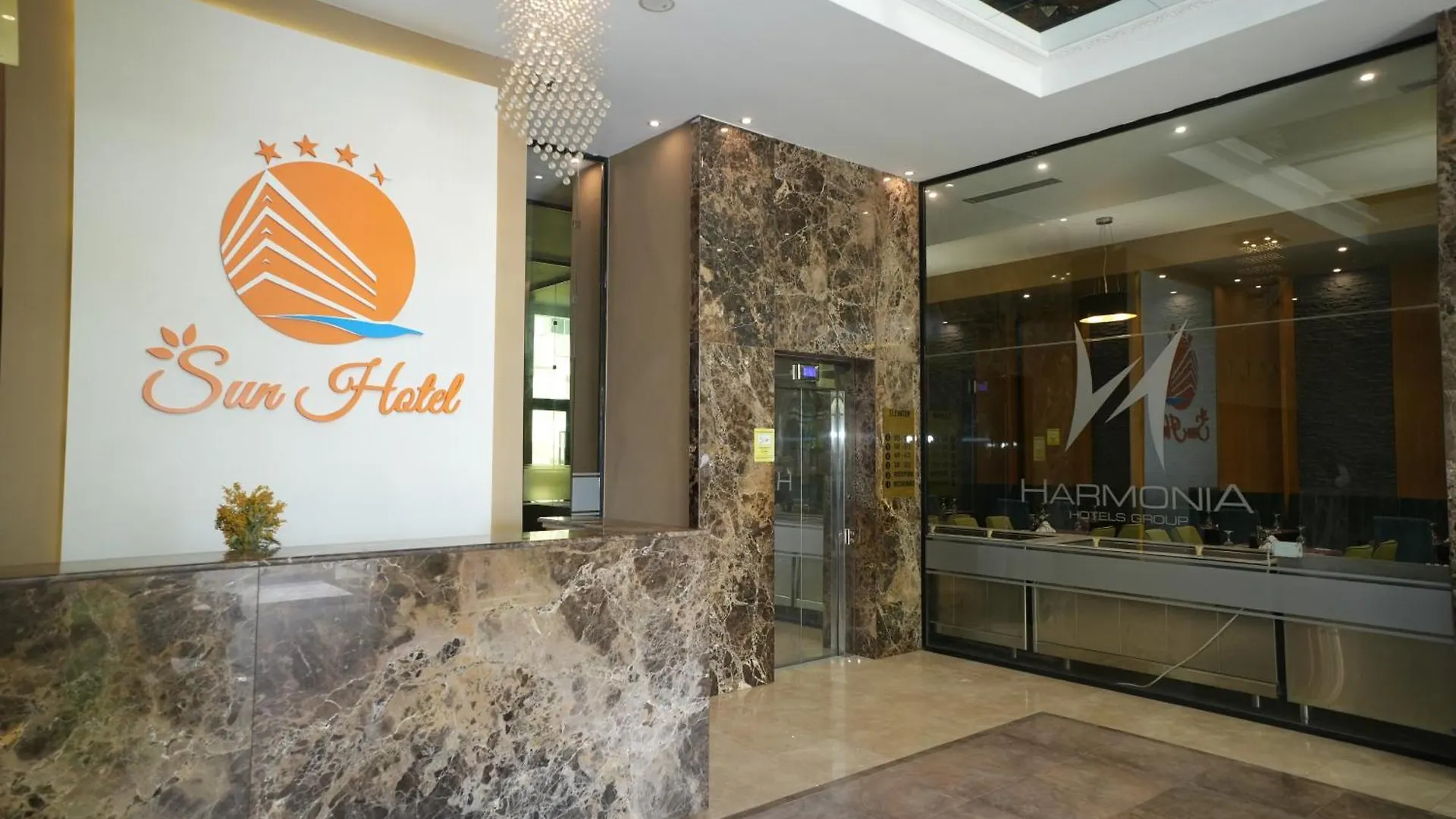 Sun Hotel Durrës 3*,